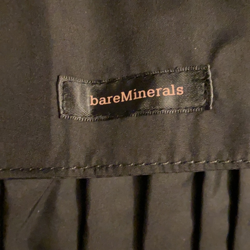 BareMinerals beauty brush carrier. Excellent for a gift - Picture 4 of 4